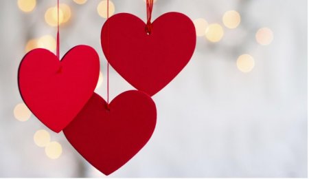 6761_Three-red-hearts-symbol-of-love